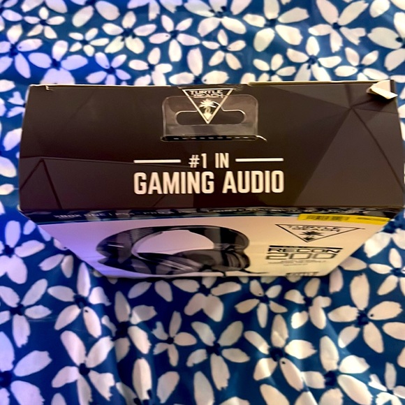 Turtle Beach Recon 200 Amp Gaming Headset for Xbox One PS4 Nintendo Switch-NEW - Picture 2 of 4